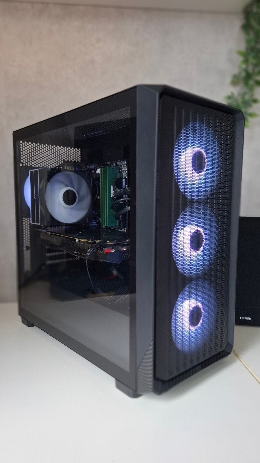 Snelle starter game pc i7 met RGB en sterke videokaart, Computers en Software, Ophalen, 256 GB, Custom Gaming Pc, Zo goed als nieuw
