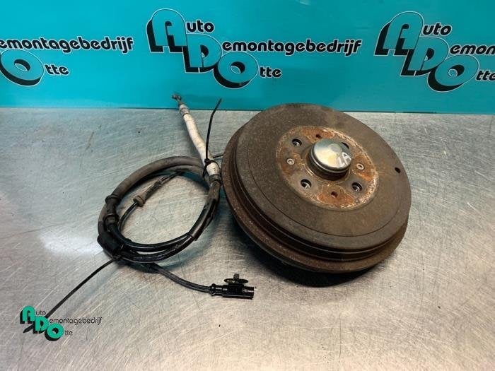 Roulement de roue arrière d'un Opel Corsa (Corsa D 07-), -, Opel, 3 mois de garantie, Utilisé