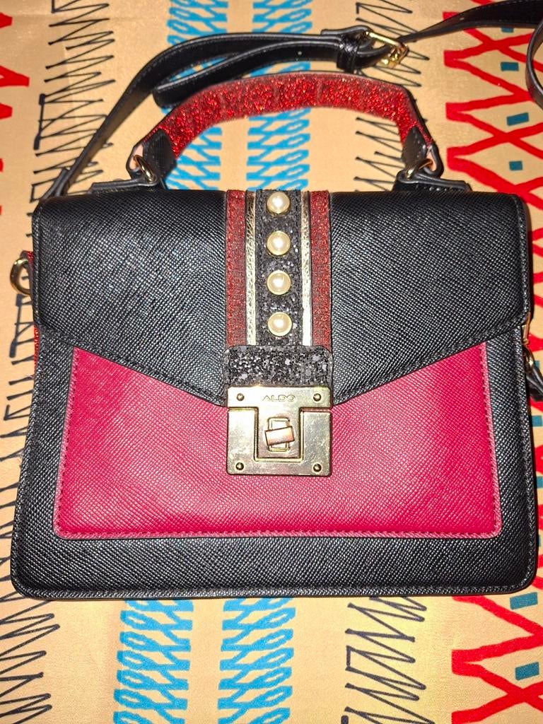 Beau sac bandoulière dame neuf, Bijoux, Sacs & Beauté, Sacs | Sacs Femme, Enlèvement ou Envoi