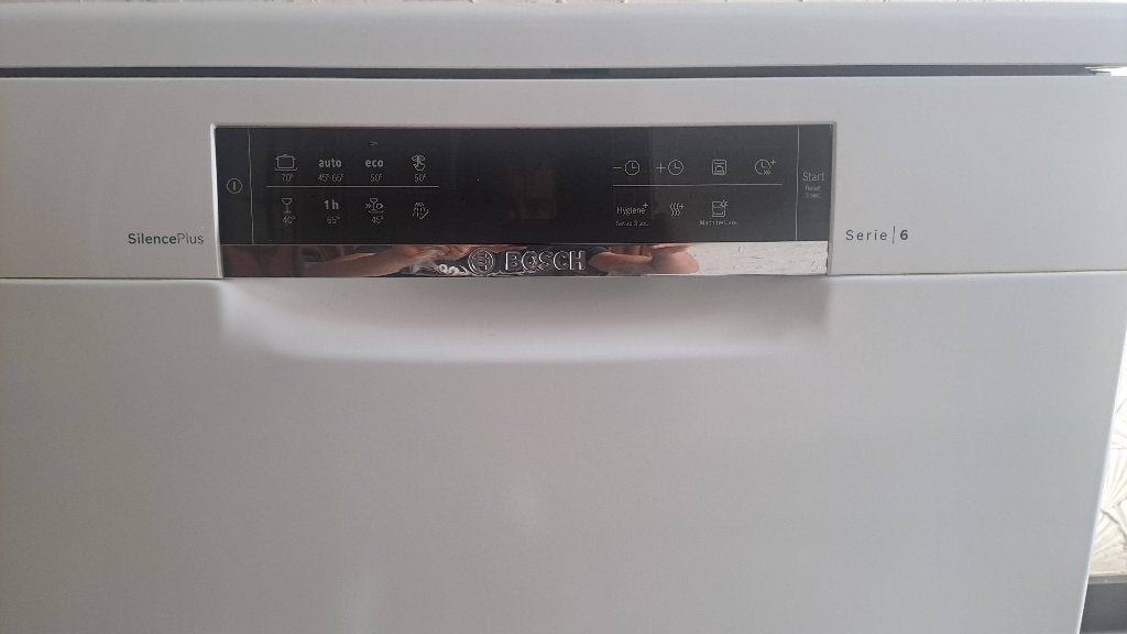 Lave vaisselle BOSCH serie 6, Electroménager, Programme éco, 85 à 90 cm, Comme neuf, Enlèvement