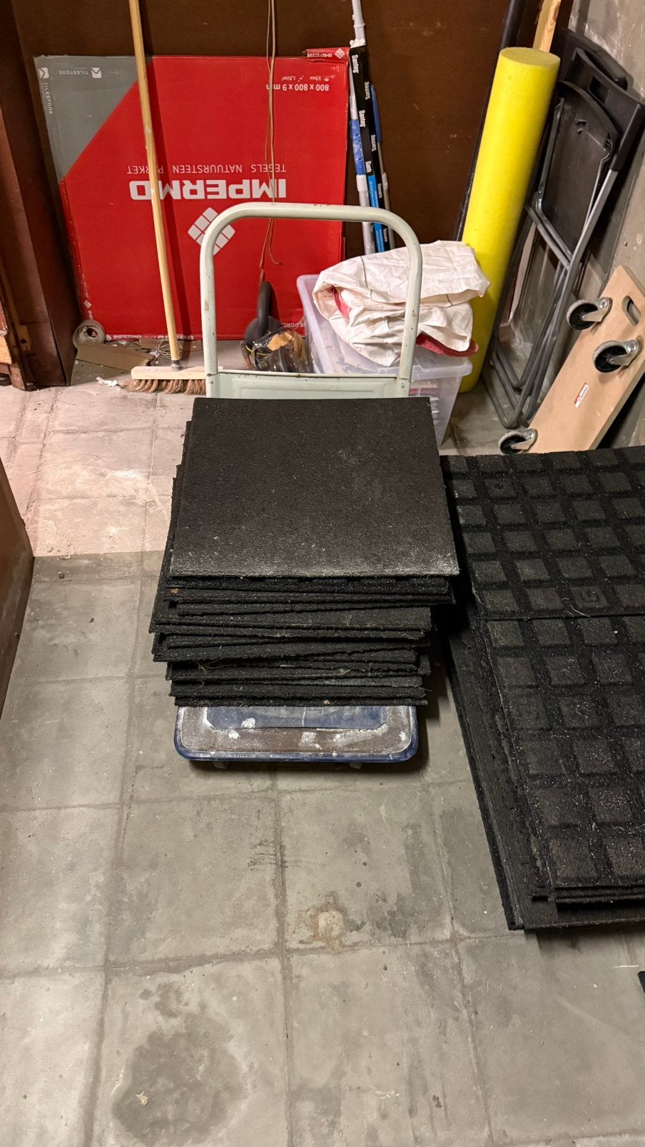 Rubberen fitnessvloer/tegels 50x50&100x100cm: heavy duty, Ophalen, Zo goed als nieuw