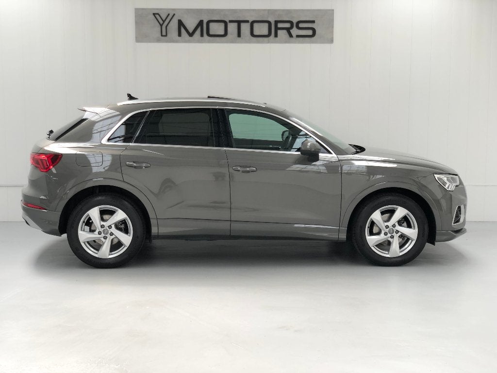 AUDI Q3 35 TFSI S-TRONIC TOIT PANO FULL LED VIRTUAL COCKPIT, Cuir, Argent ou Gris, Entreprise, Garantie prolongée