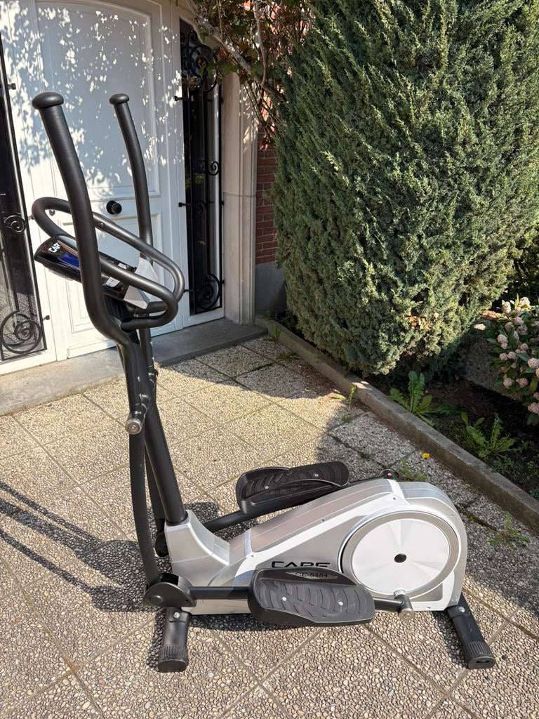 Vélo elliptique CE 5484 - ergomètre connecté ! Utilisé 1 x, Enlèvement, Comme neuf, Vélo elliptique