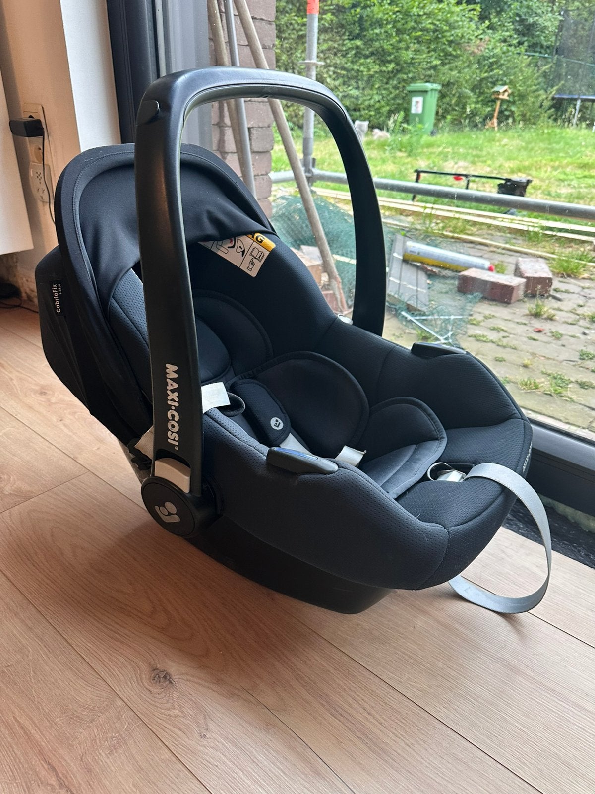 Maxi-cosi cabriofix i-Size, Ophalen, Gebruikt, Maxi-Cosi