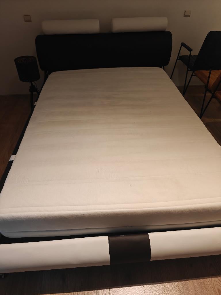 Bed+ matras, Huis en Inrichting, Slaapkamer | Bedden, Ophalen, Gebruikt, Tweepersoons