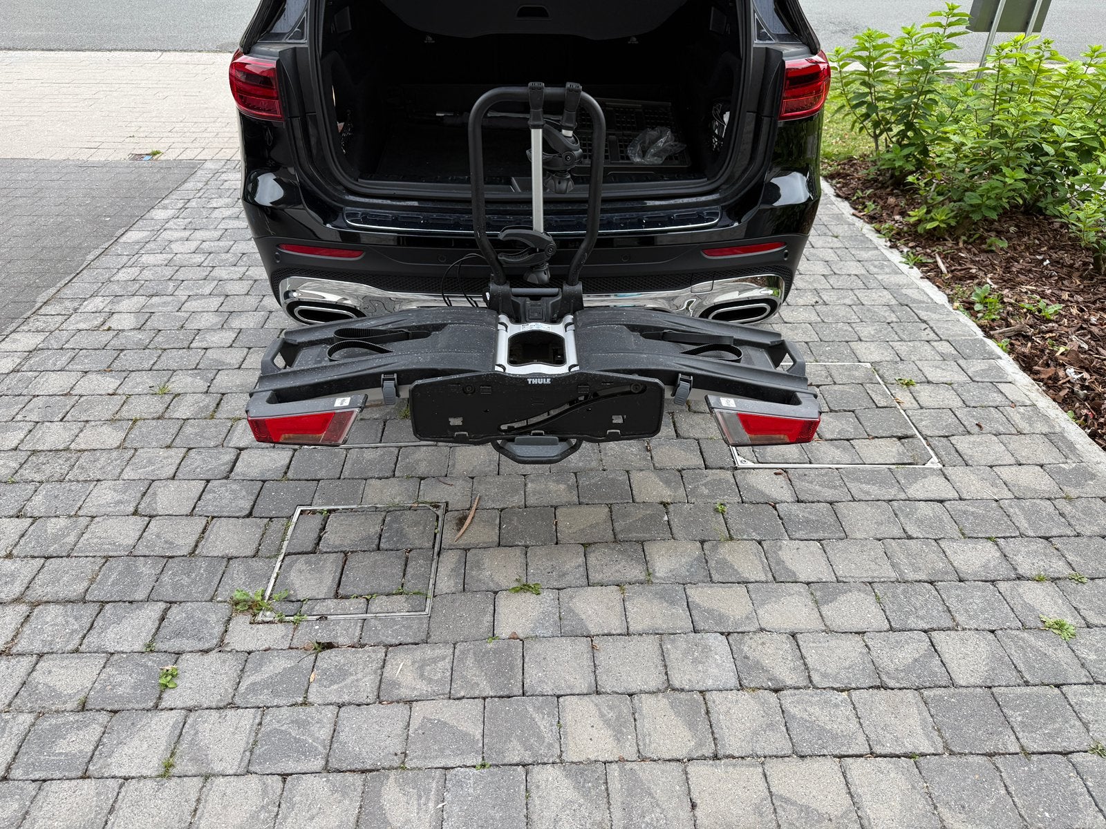 Thule easyfold fix4 bike 2 fietsen, Auto diversen, Fietsendragers, Ophalen, Zo goed als nieuw, 2 fietsen, Trekhaakdrager