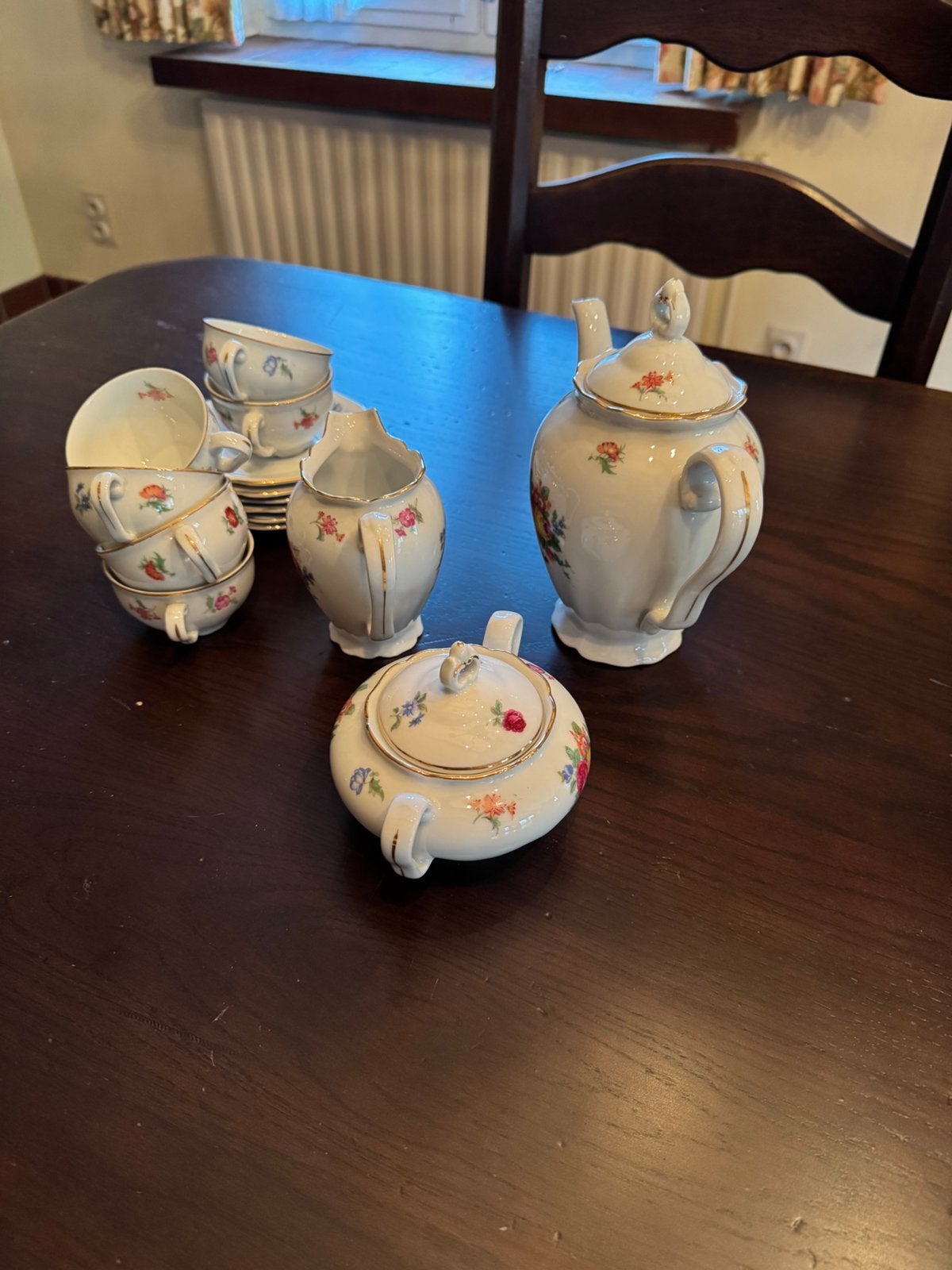 Koffieservies, Ophalen