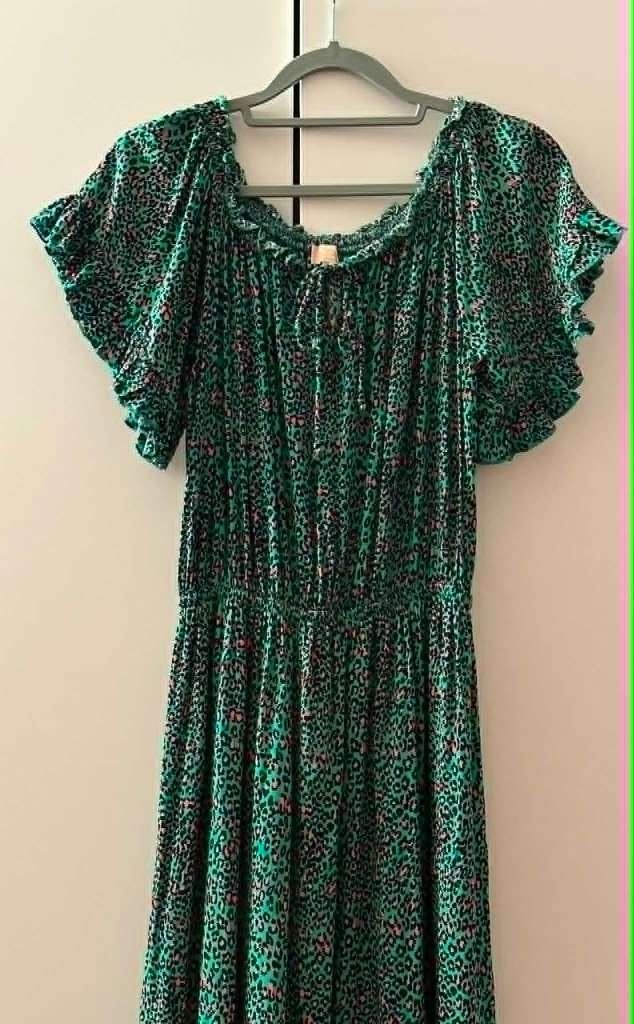 Groene jurk maat M, Kleding | Dames, Jurken, Ophalen of Verzenden, Zo goed als nieuw, Maat 38/40 (M), Groen