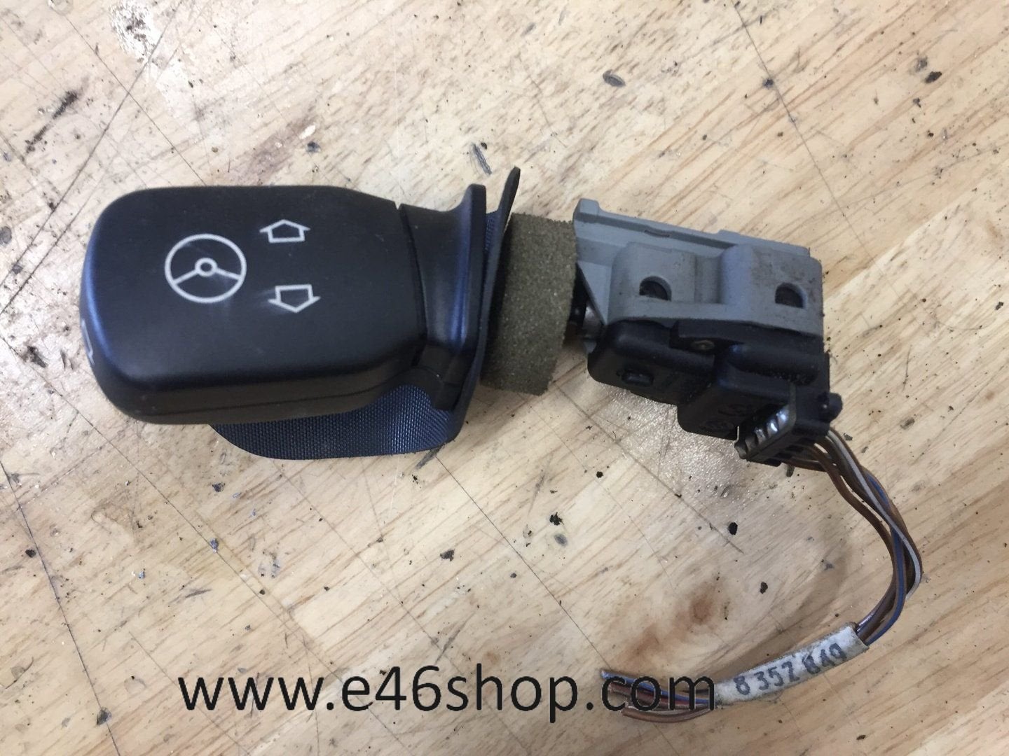 Stuurverstelling knop BMW E38 oe 8352849, Autos : Pièces & Accessoires, Tableau de bord & Interrupteurs, BMW, Utilisé, Enlèvement ou Envoi