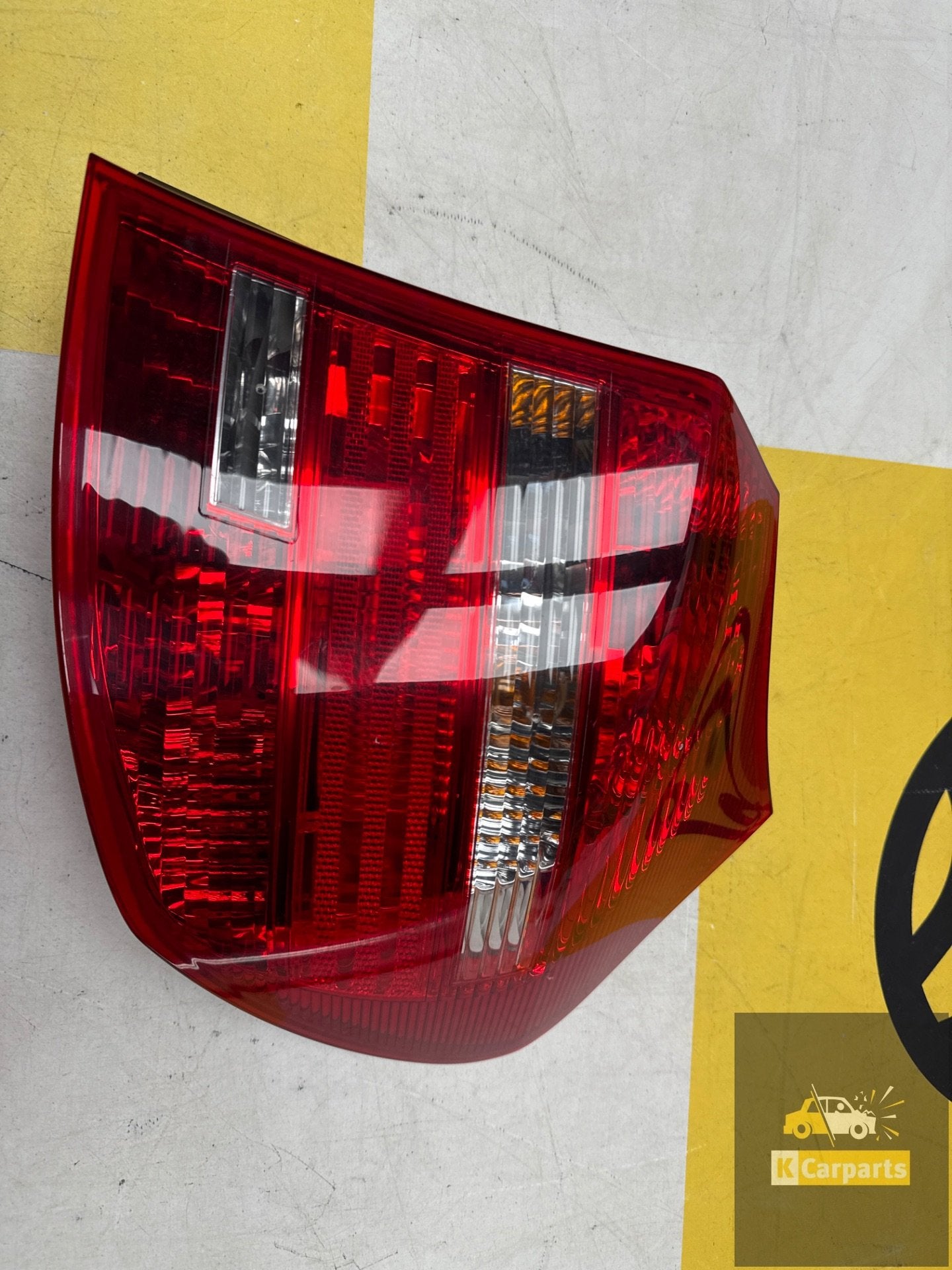 BMW 1 serie F20 E81 Achterlicht Rechts Origineel A055364, Auto-onderdelen, Verlichting, Info@fabrikant.eu, Fabrikantstraat 1
1000 AA  Amsterdam, NL