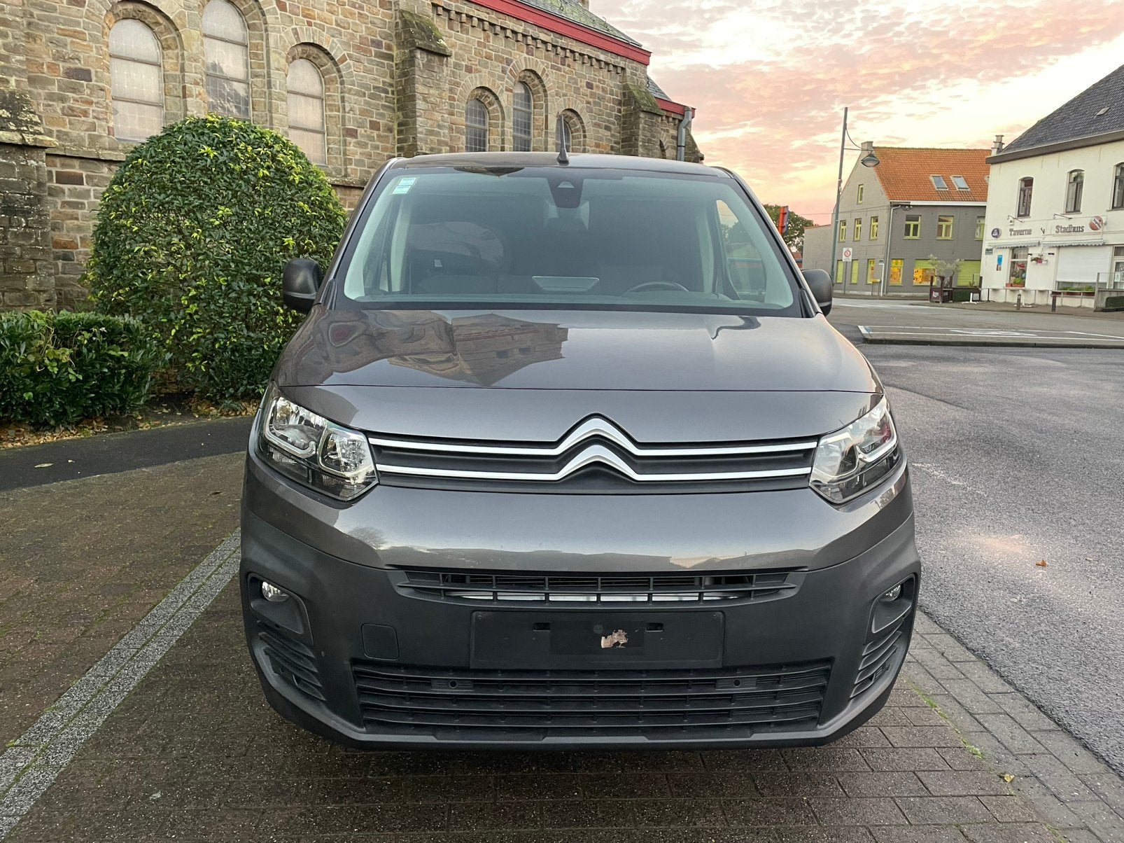 Citroen Berlingo als nieuw 48000km benzine 3-zit,veel opties, Voorwielaandrijving, Stof, Citroën, Handgeschakeld