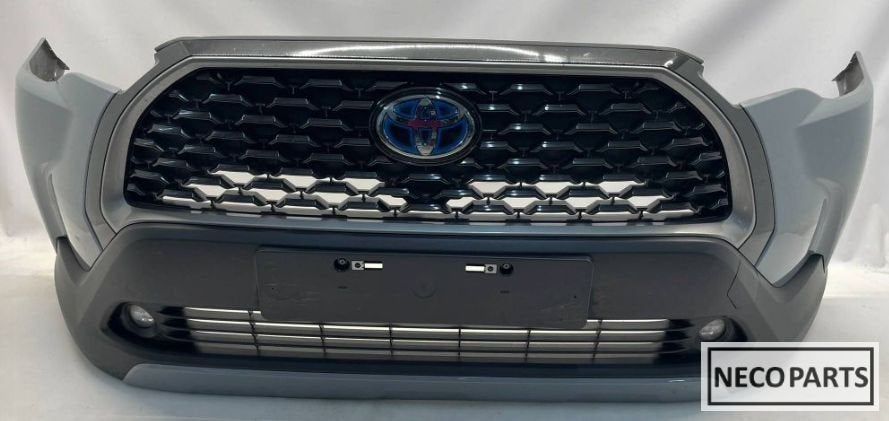 TOYOTA COROLLA CROSS VOORBUMPER BUMPER COMPLEET ORIGINEEL!!!, Gebruikt, -, Voor, -