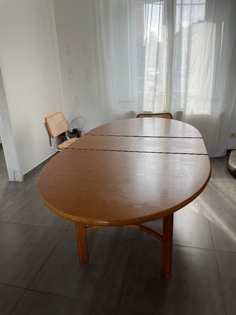 Table à manger ovale en bois massif, Maison & Meubles, 150 à 200 cm, Cinq personnes ou plus, Comme neuf, 100 à 150 cm