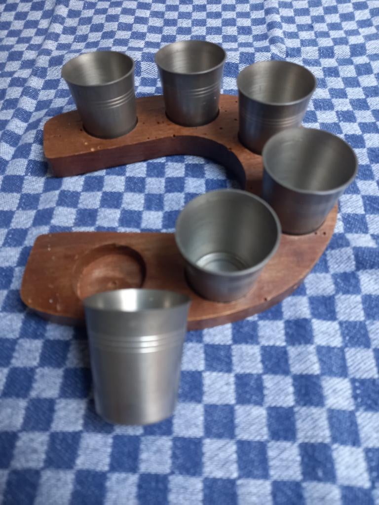 set de shooters / verres à schnaps, Ophalen, Zo goed als nieuw