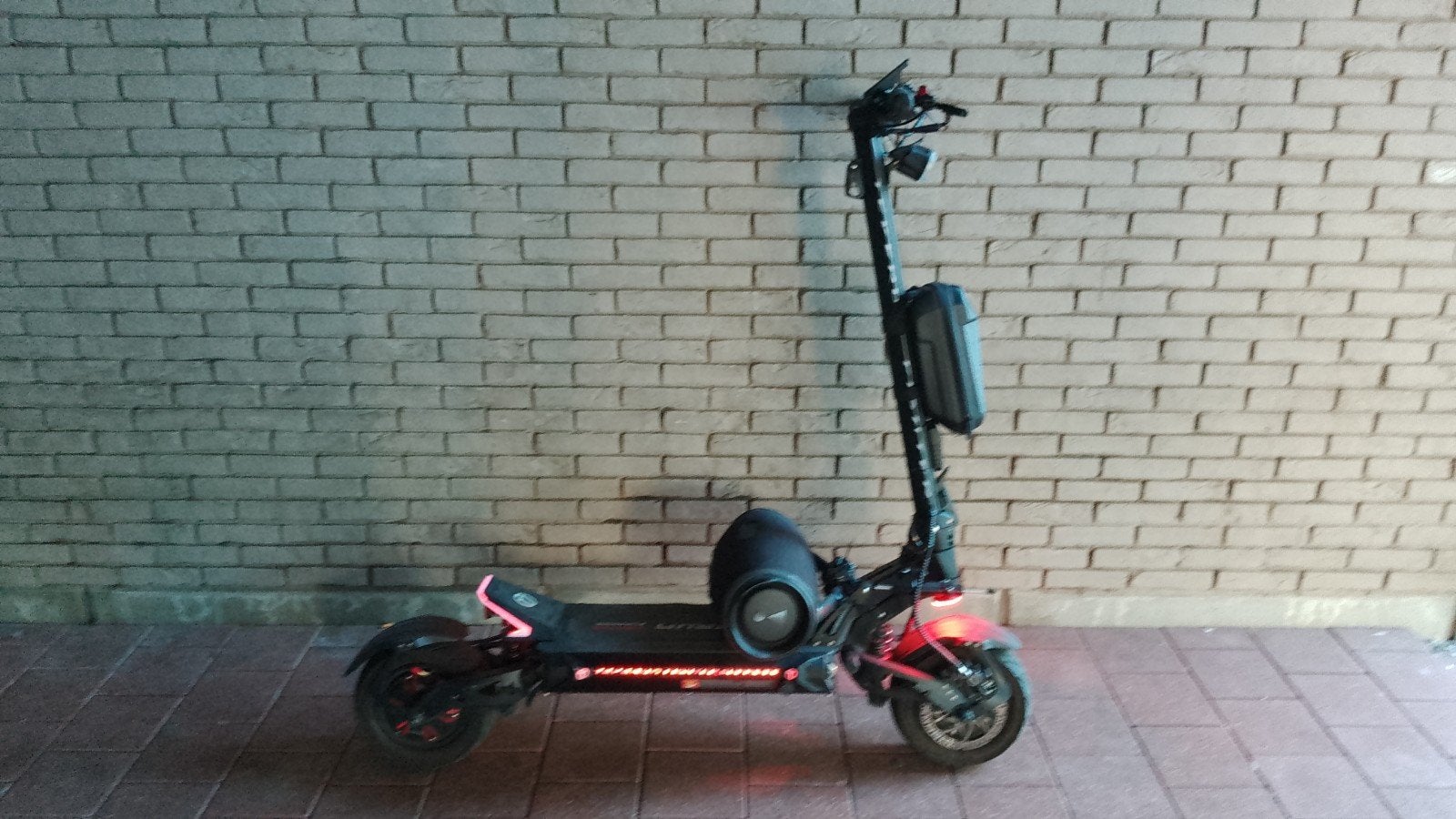 Hypertrot Teverun fighter suprême.(72v-35ah), Vélos & Vélomoteurs, Trottinettes, Enlèvement