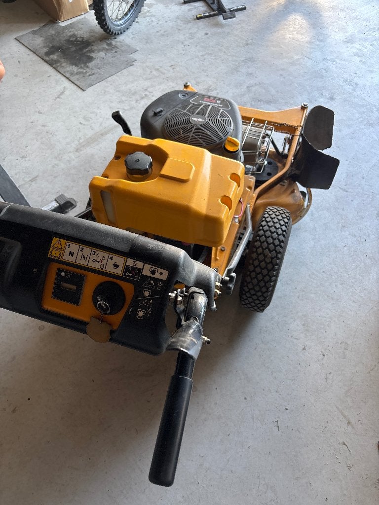 Tondeuse autoportée cub cadet, Démarrage électrique, Comme neuf, Enlèvement, Autre