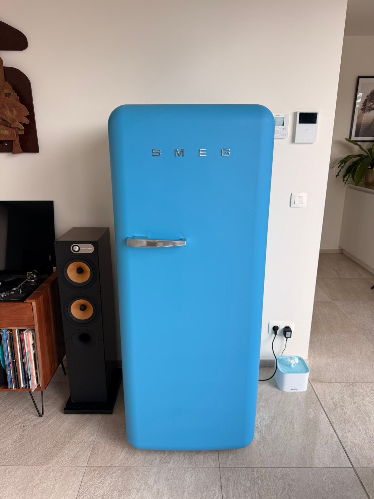 Smeg FAB28RDLB5 mat blauw pefecte staat en werk perfect, Elektronische apparatuur, Koelkasten en IJskasten, Ophalen, Zo goed als nieuw