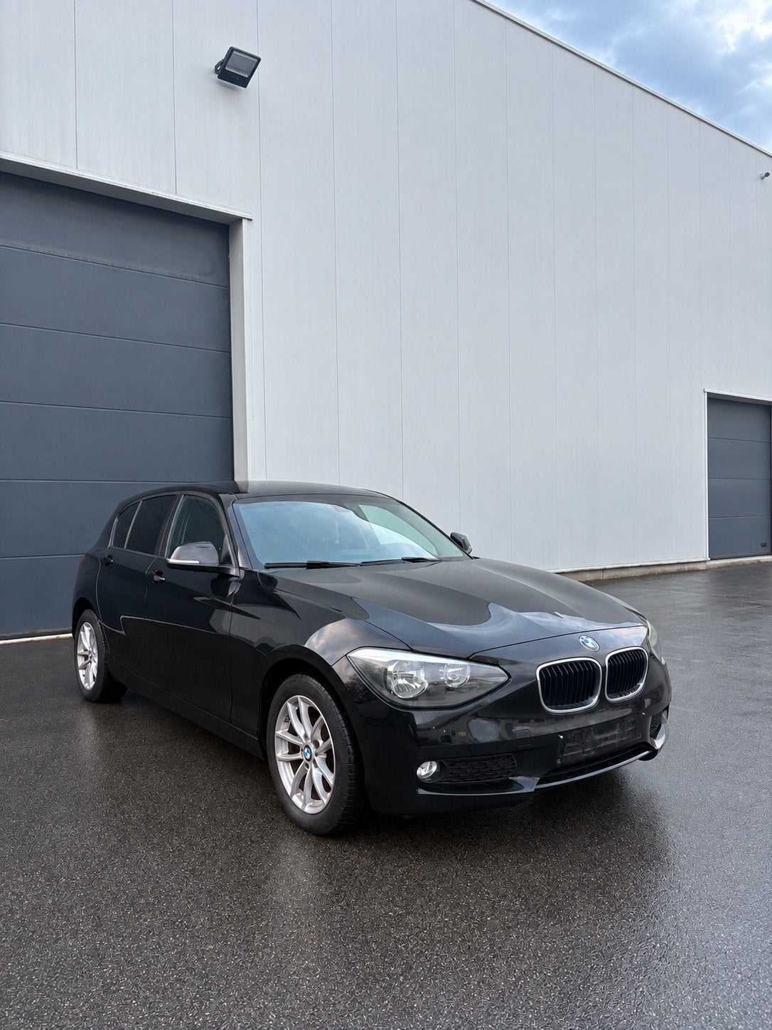 Bmw f20 116i 2015 GEKEURD VOOR VERKOOP, Autos, BMW, Achat, Boîte manuelle, 5 portes, Vitres électriques