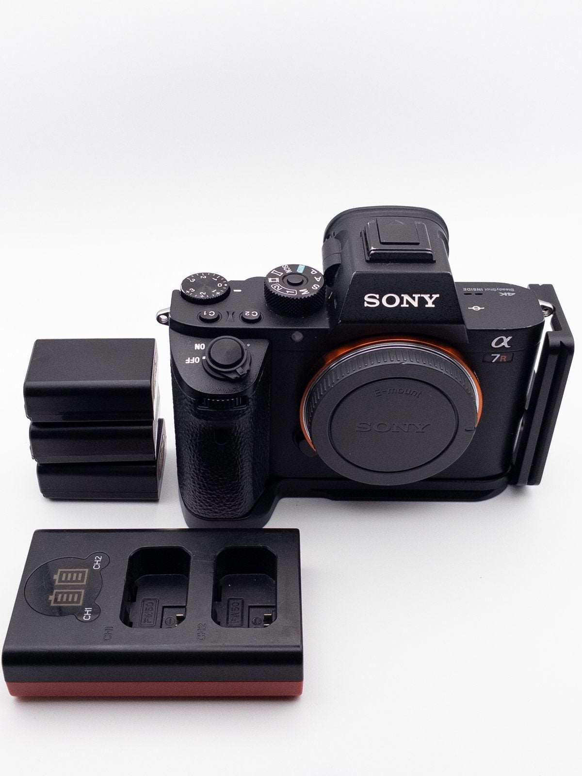 Sony A7RII | 42MP | 61K clicks | 4 batterijen + L-Plate, Audio, Tv en Foto, Beeldstabilisatie, Gebruikt, Screenprotector, Ophalen of Verzenden
