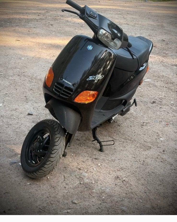Piaggio zip type 3 172 op a1 papieren lees beschrijving, Fietsen en Brommers, Ophalen, Zo goed als nieuw, Zip