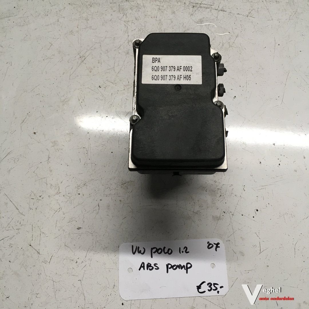 Vw Polo 1.4 Benzine  2003    ABS Pomp   6Q0 907 379 AF 002, -, Utilisé, -, -