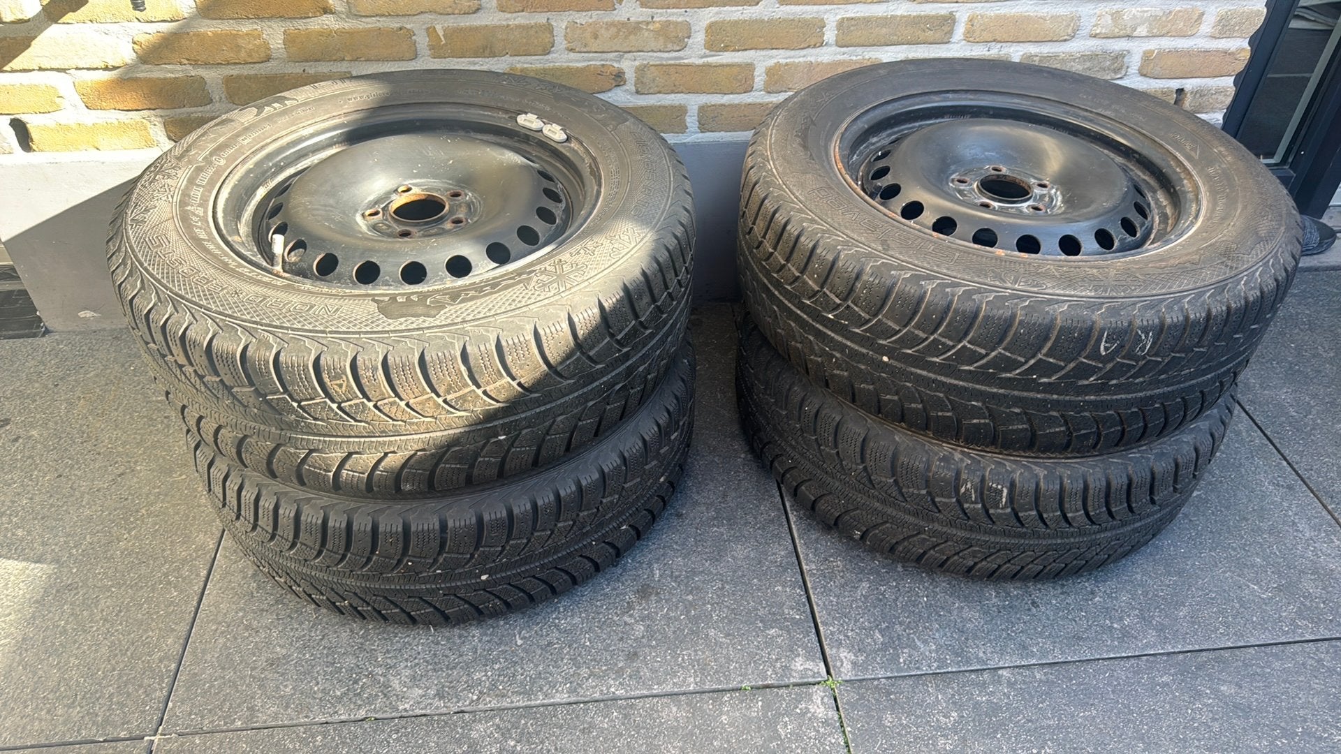Banden+velgen mat 215.65.r16 banden 30€, Ophalen, Winterbanden, Band(en)