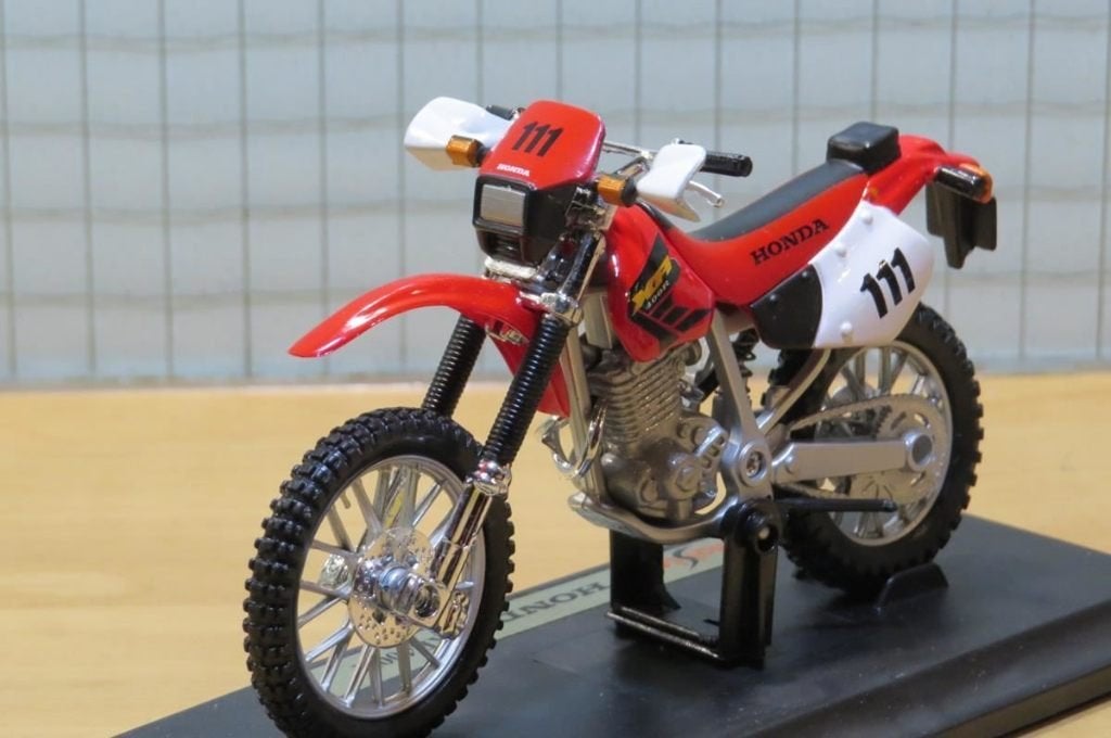 Honda XR400R 1:18 maisto, Hobby en Vrije tijd, Modelauto's | 1:18, Ophalen of Verzenden, Nieuw, Motor, Maisto