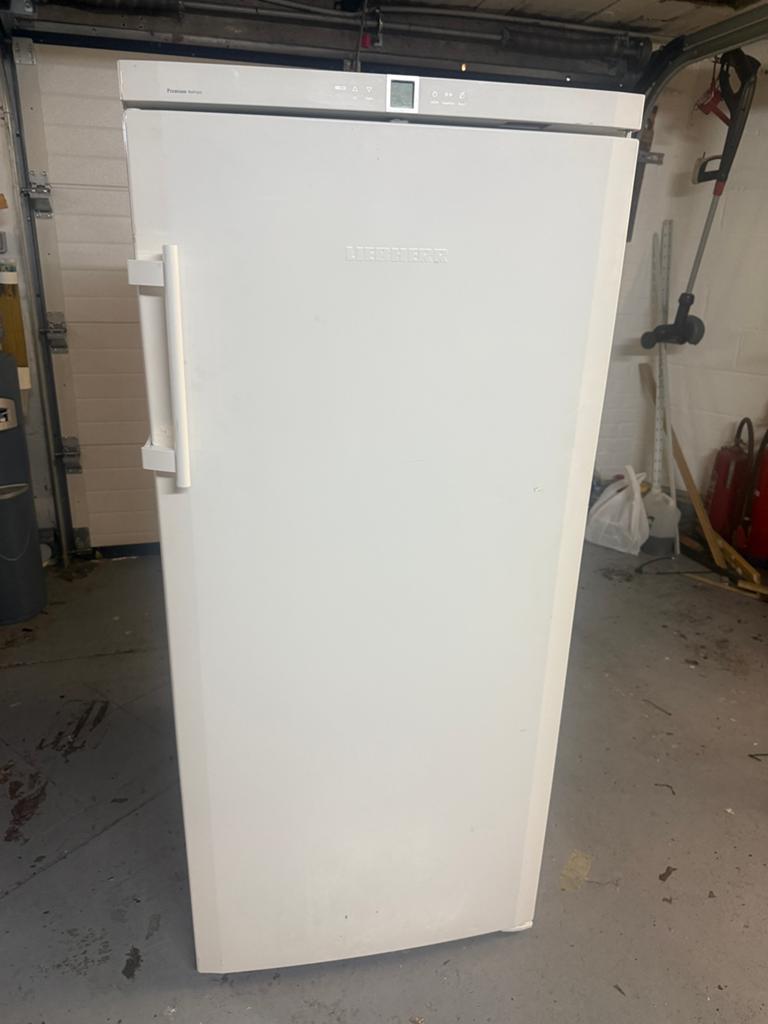 Congélateur armoire LIEBHERR Premium NoFrost, Congélateur, Classe énergétique A ou plus économe, Utilisé, À Poser