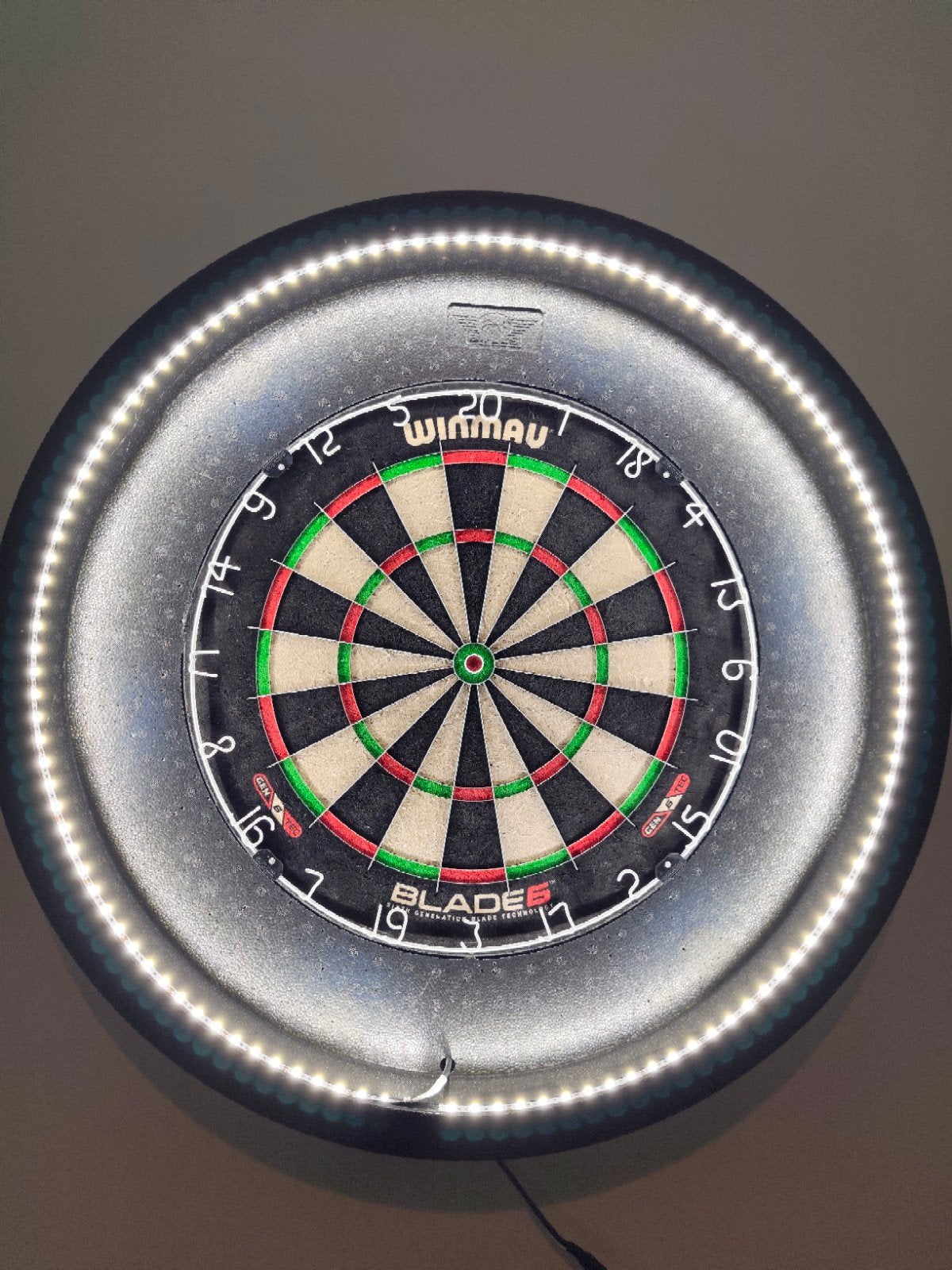 proffesionele darts blok met LED rand, Ophalen, Pijlen