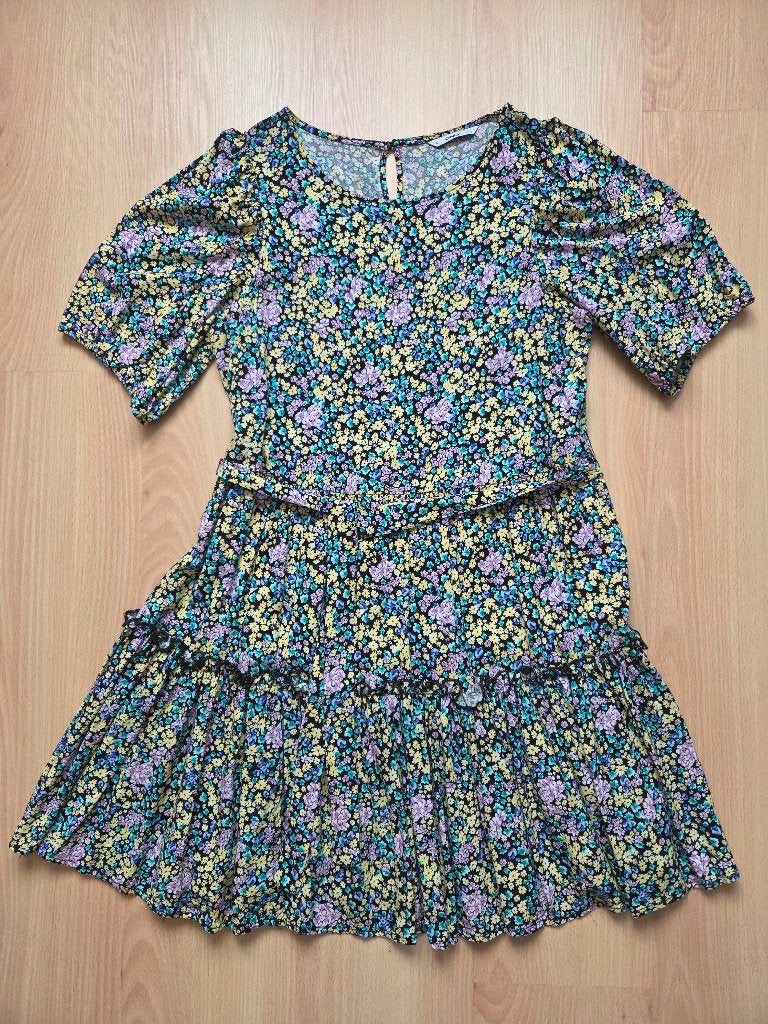 Robe fleurie - Uniquement - taille L, Vêtements | Femmes, Taille 42/44 (L), Only, Enlèvement ou Envoi, Au-dessus du genou