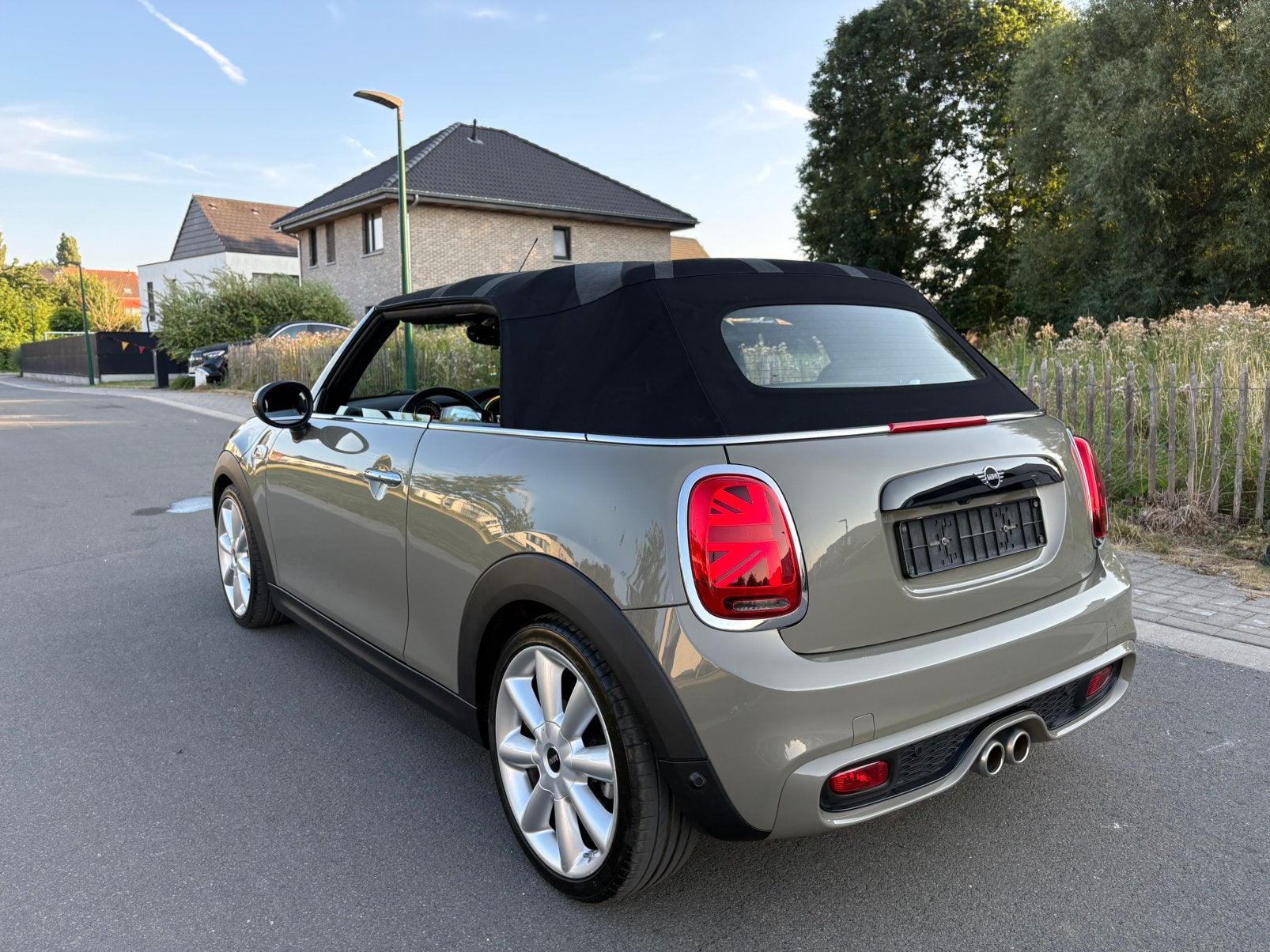 MINI Cooper S Cabrio 2.0AS#68000km#CAMERA#CARPLAY#FACE LIFT, Automaat, Achterwielaandrijving, Cabriolet, Leder