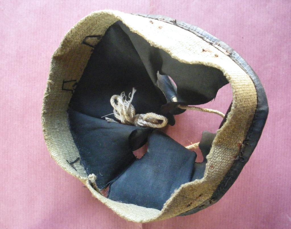 Coiffe de casque belge modèle Adrian 1931 ersatz helmfutter, Collections, Objets militaires | Seconde Guerre mondiale, Envoi, Armée de terre