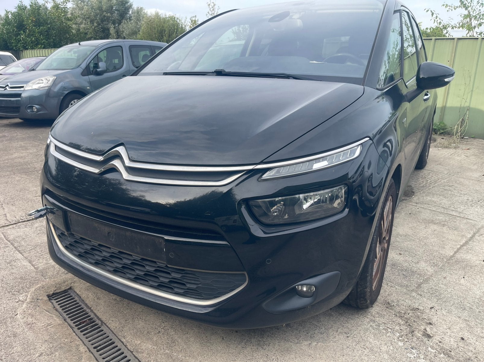 Citroën C4 Picasso 1.6 e-HDi, exclusive,moteur défectueux !., Autos, Cuir, Euro 5, Achat, https://public.car-pass.be/vhr/285234fc-218f-4693-90cd-5133281884cb