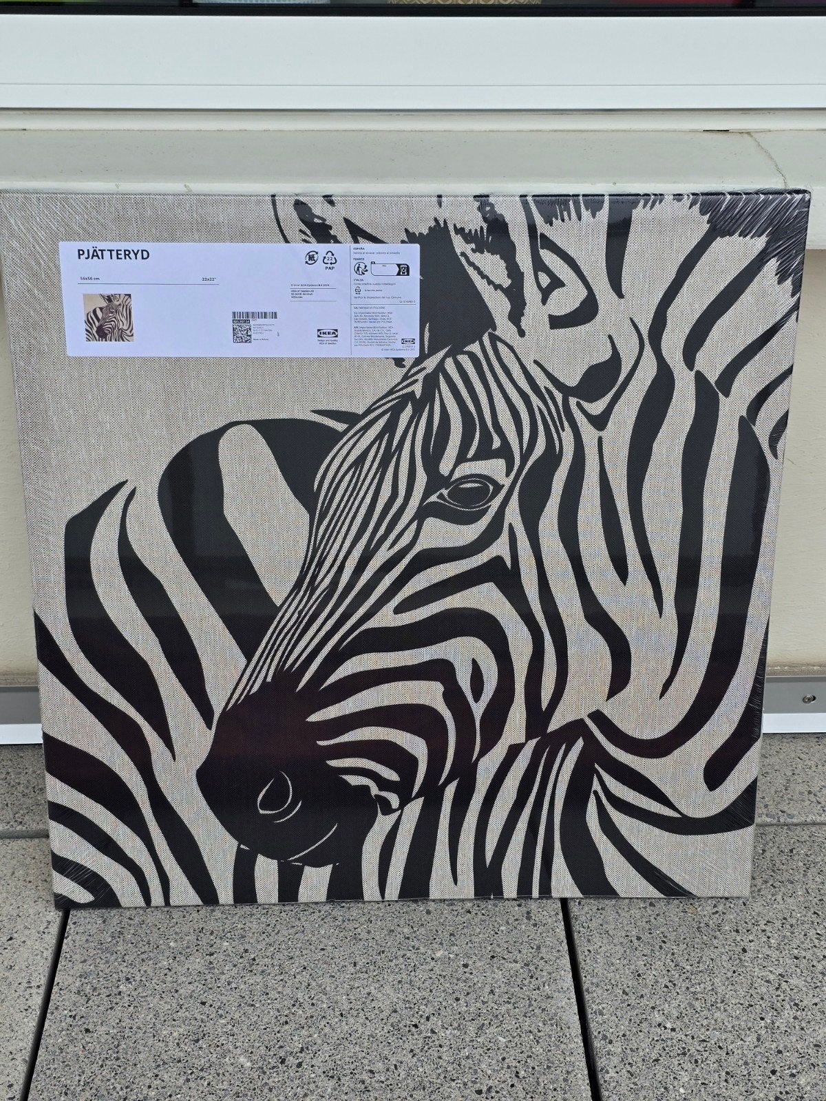 Brand New IKEA PJÄTTERYD Zebra Canvas – 56  56 cm, 50 – 75, Nieuw, Ophalen of Verzenden, Schilderij