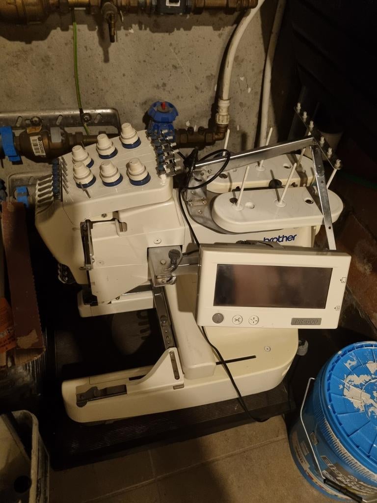 Borduur machine brother pr600, Hobby & Loisirs créatifs, Broderie & Machines à broder, Enlèvement