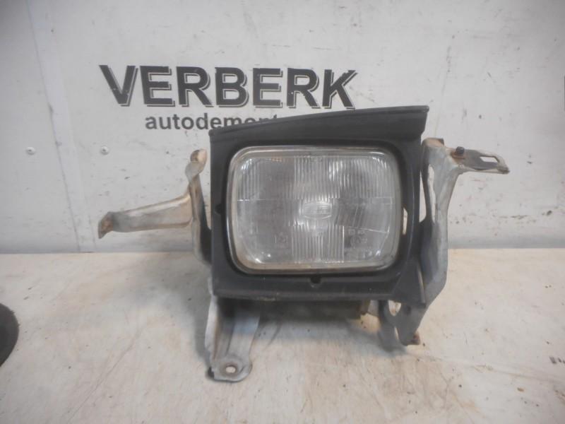 PHARE / OPTIQUE AVANT DROIT Toyota Celica (T16), Utilisé, Toyota