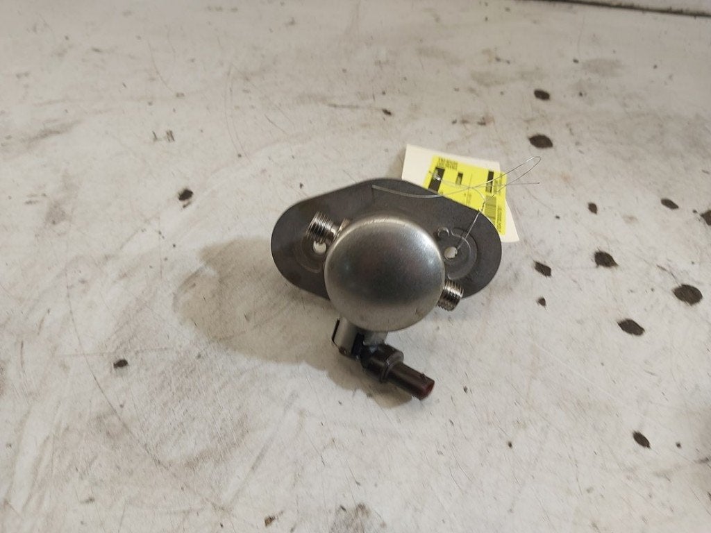 POMPE CARBURANT MECANIQUE X4 (G02) (|13518631642|8631642|), Robert Bosch AG, Utilisé, BMW, Robert-Bosch-Allee 1
74232  Abstatt, DE