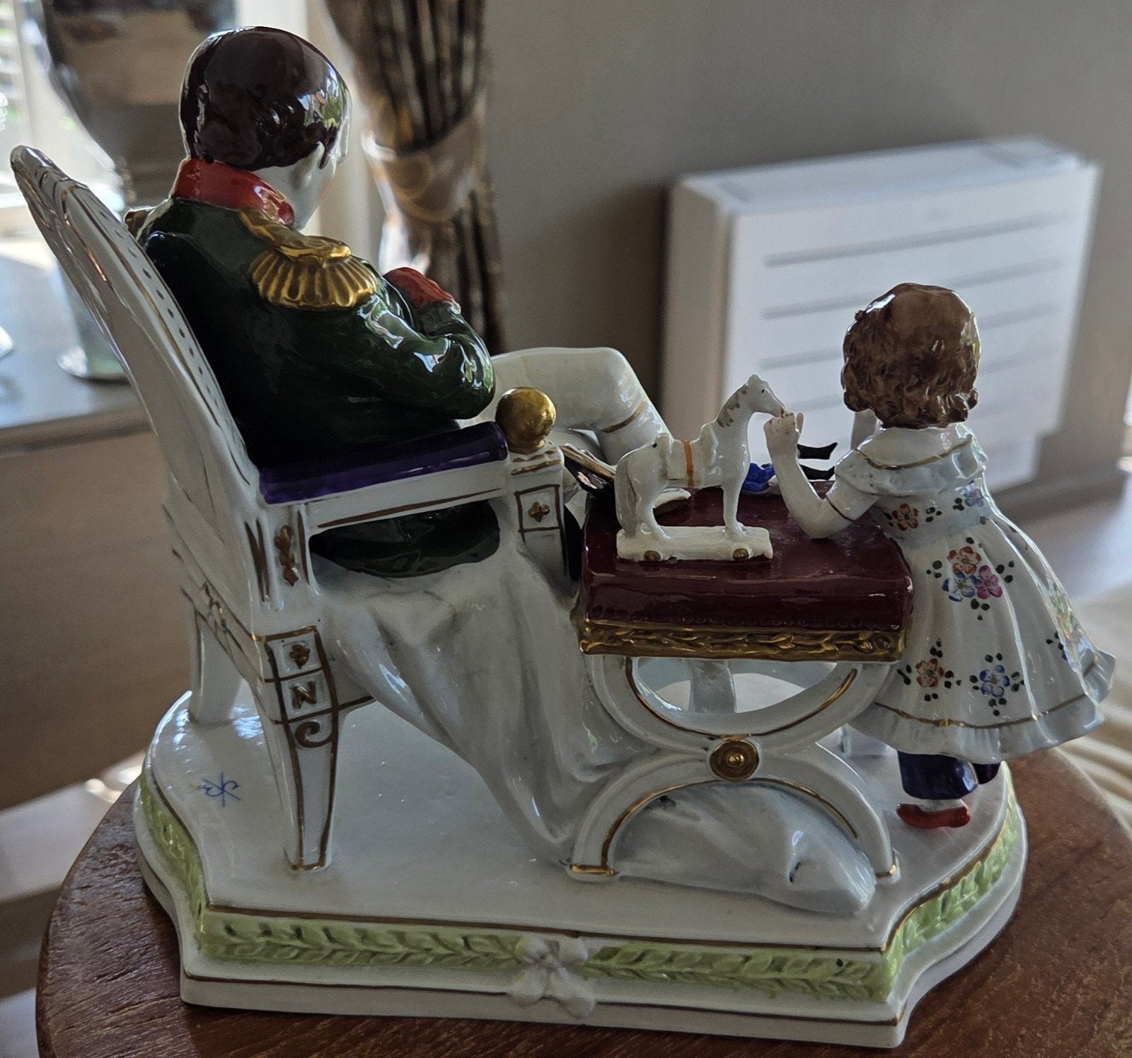 Slapende Napoleon, Ophalen