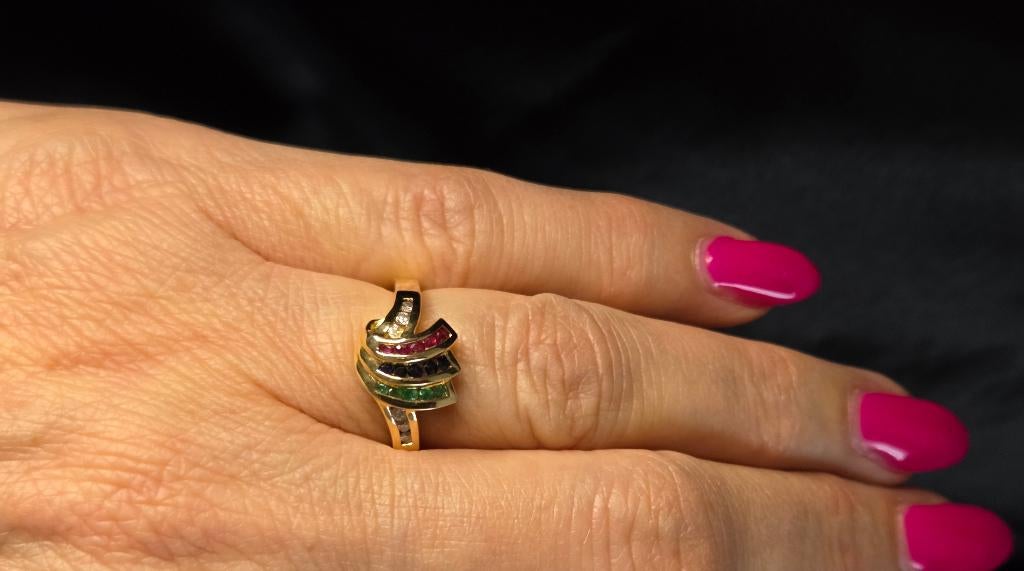 Gouden Vintage ring met edelstenen en diamant. 2026/147., Bijoux, Sacs & Beauté, Bijoux anciens, Enlèvement ou Envoi, Or, Bague