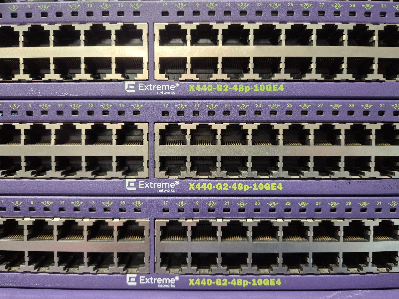 48 poort switch Extreme Networks X440-G2-48P-10GE4, Computers en Software, Netwerk switches, Ophalen