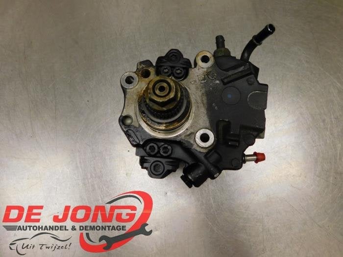 Pompe carburant mécanique d'un Mercedes E-Klasse, 3 mois de garantie, Utilisé, -, -