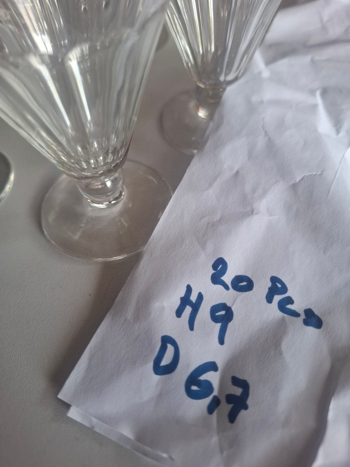 lot de 20 verres en cristal, Antiquités & Art, Enlèvement ou Envoi