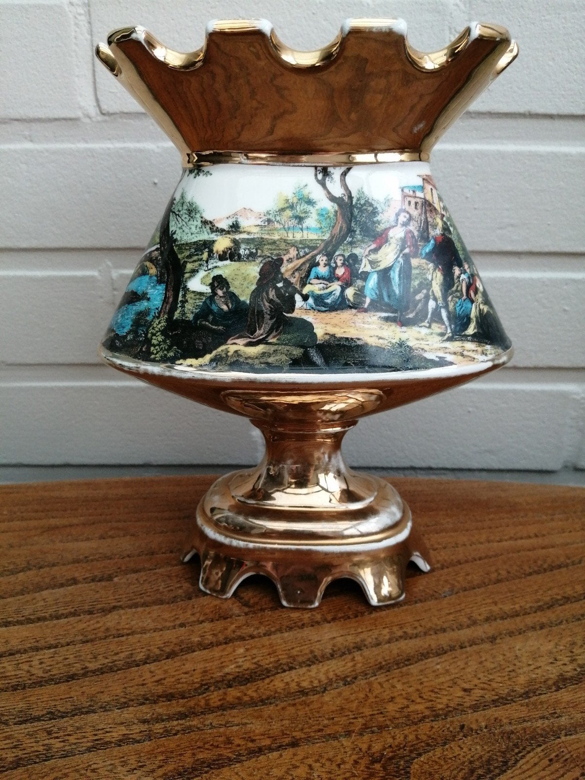 Vase SSF italien, années 1950, Enlèvement