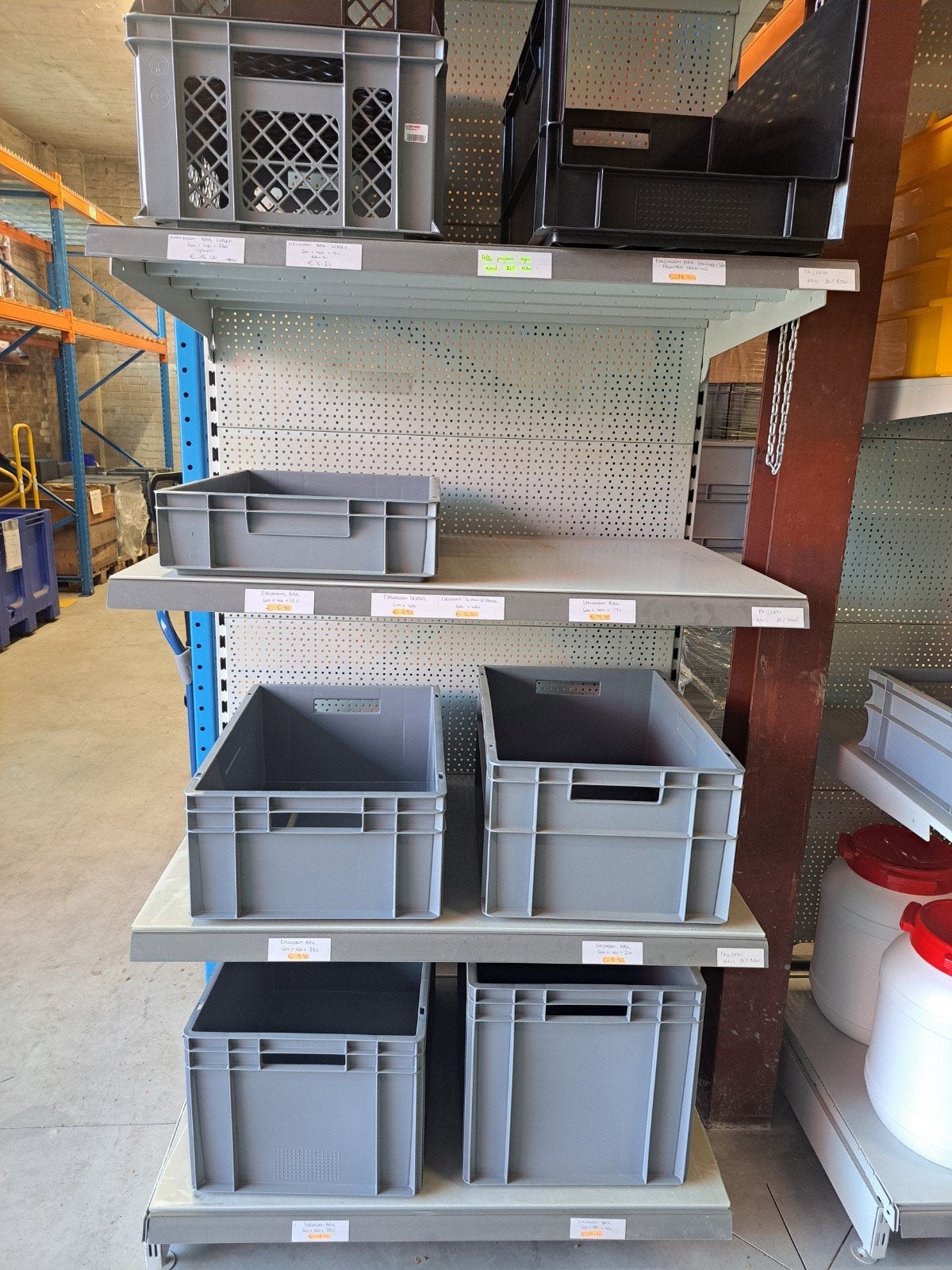 Grote voorraad bakken!, Doe-het-zelf en Bouw, Kratten en Dozen, Ophalen