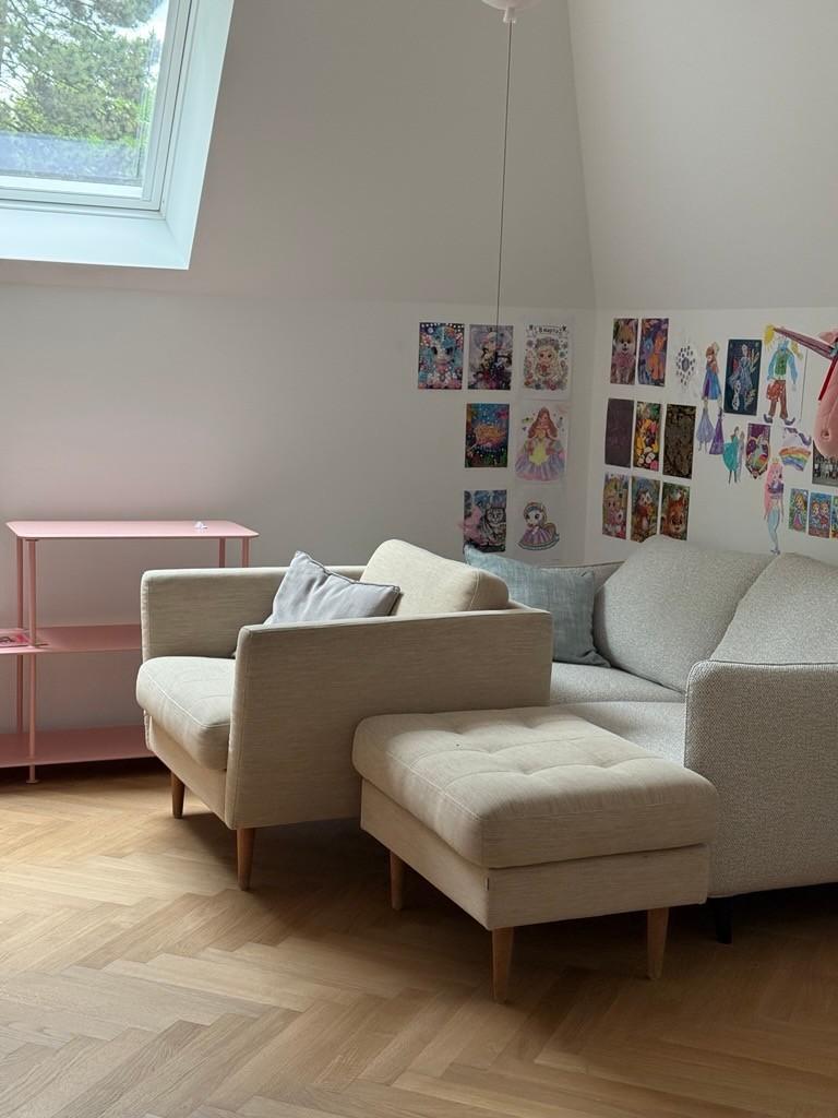 Zitstoelen en poef BoConcept, Huis en Inrichting, Zetels | Zetels, Zo goed als nieuw, Ophalen