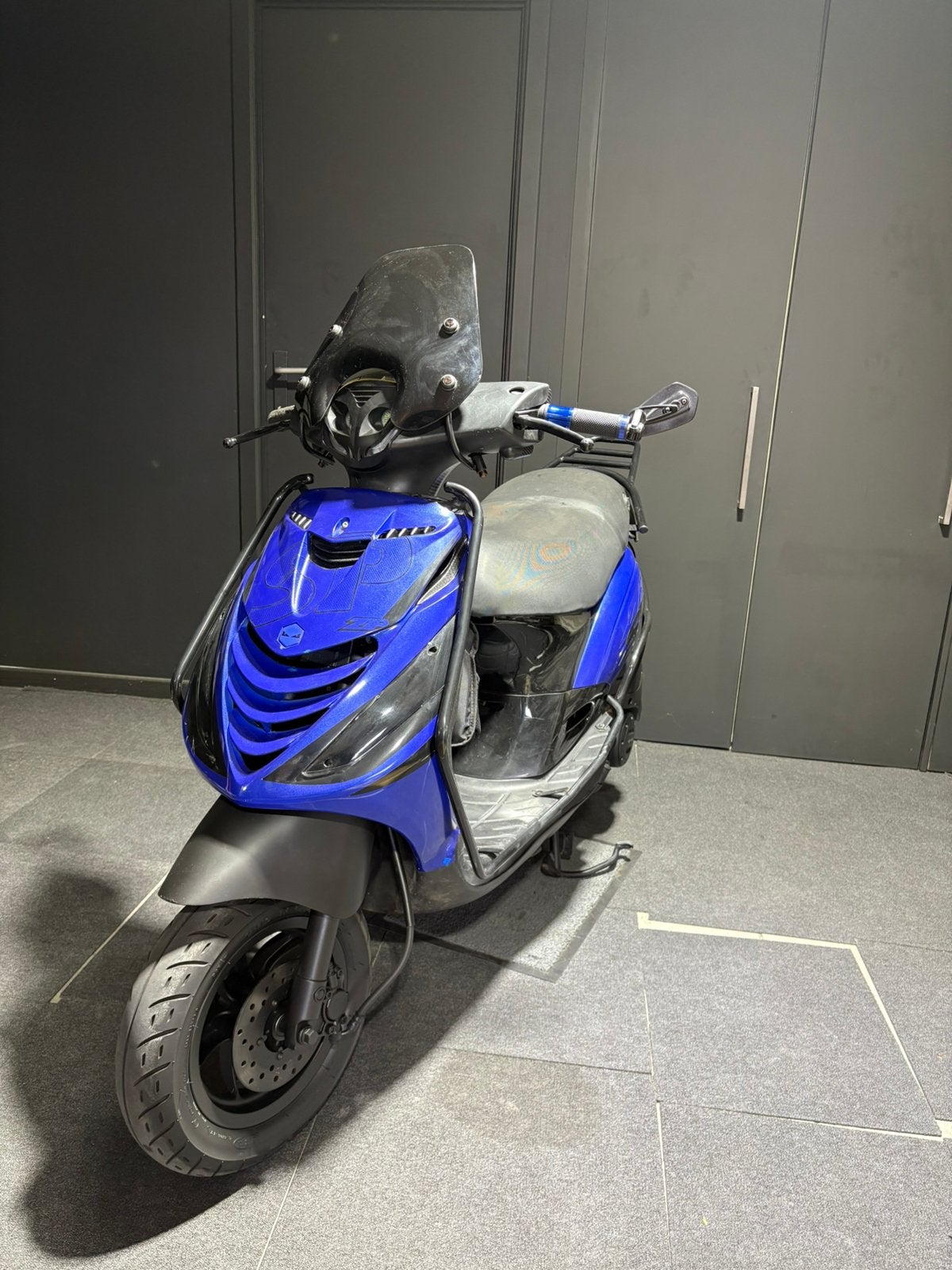 Piaggio zip A-klasse — Iget | Full Option, Vélos & Vélomoteurs, Scooters | Piaggio, Zip, Comme neuf, Enlèvement, Classe A (25 km/h)