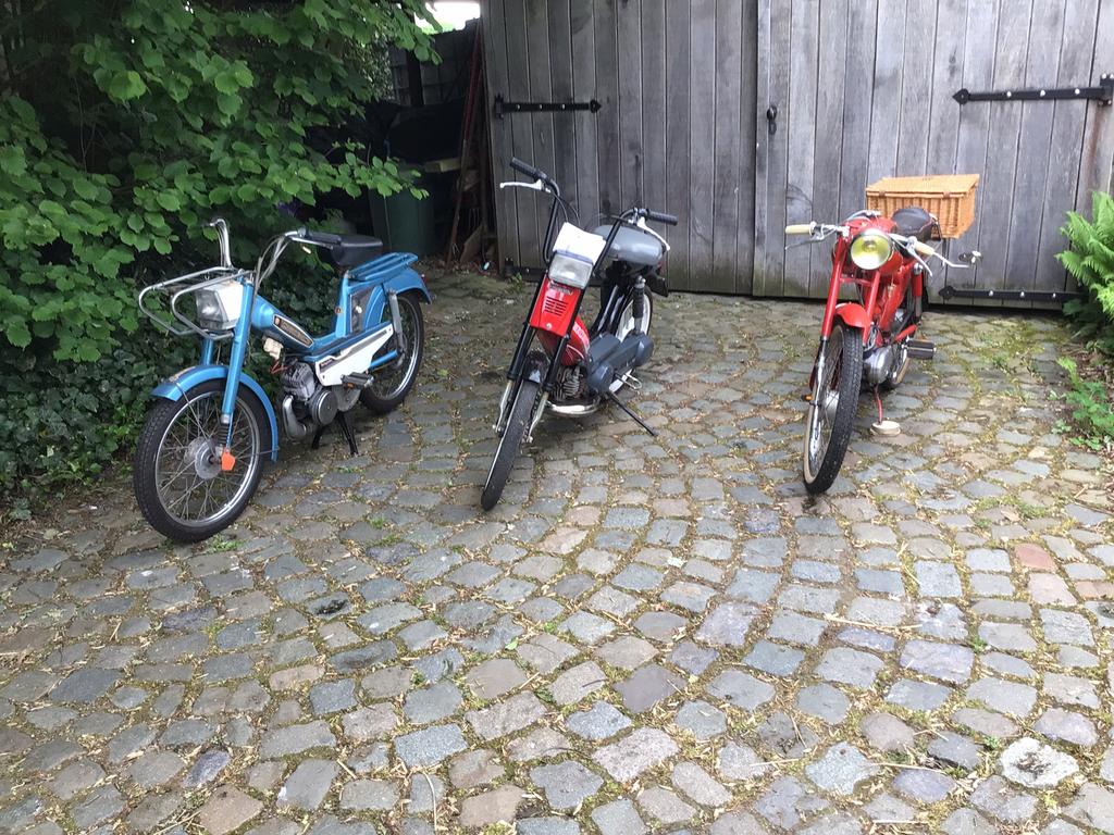 Honda camino ,motobecane mobylette, Liberia, Enlèvement