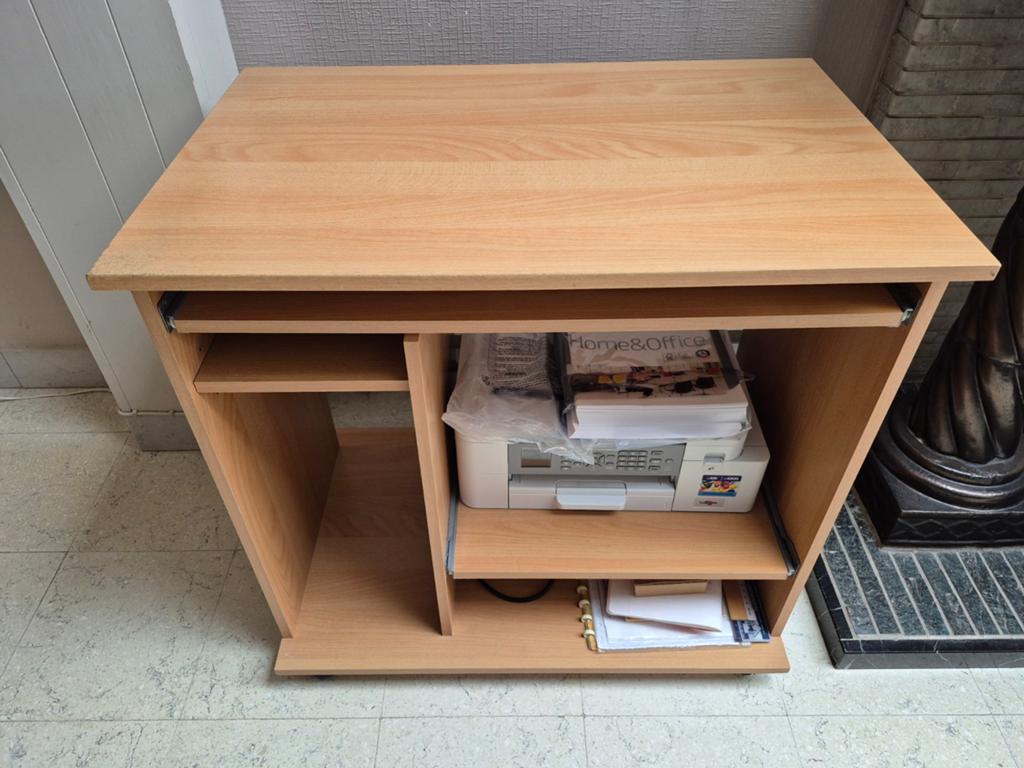 Bureau in perfecte staat, Enlèvement