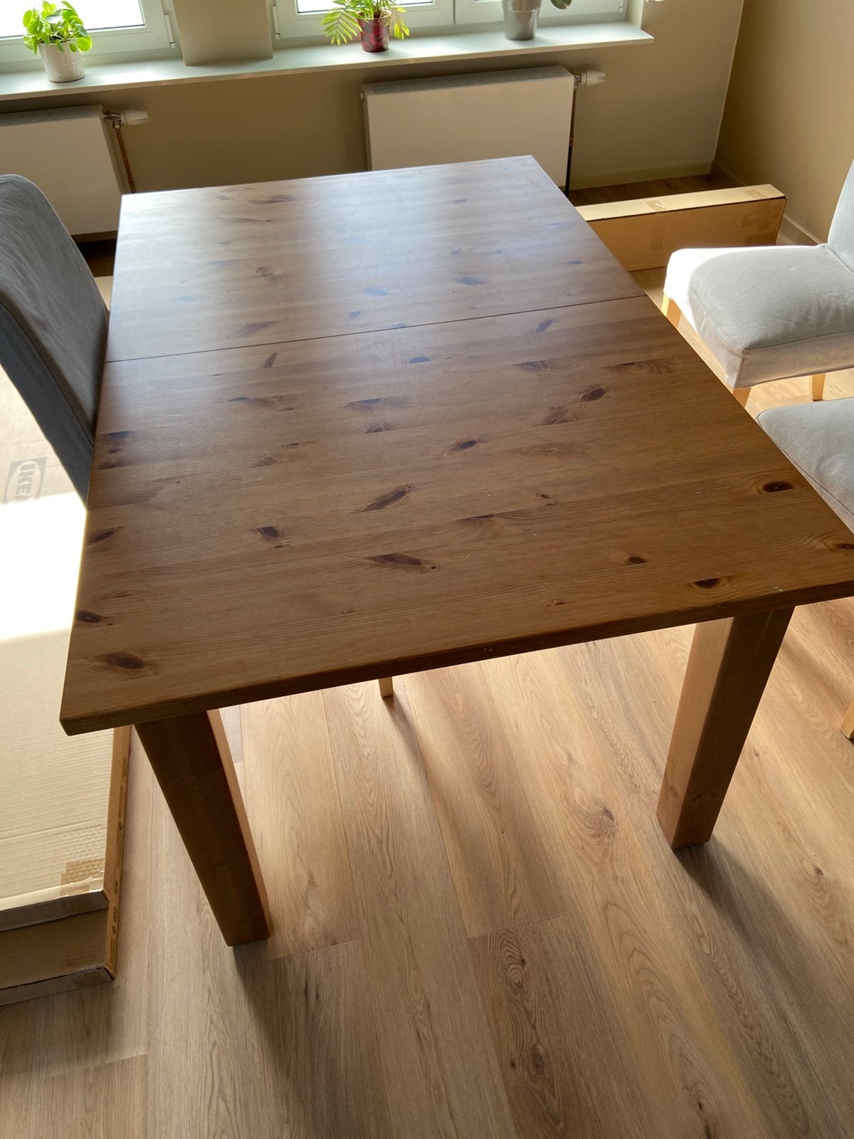 Uitschuifbare eettafel, 150 à 200 cm, Cinq personnes ou plus, Enlèvement, Utilisé
