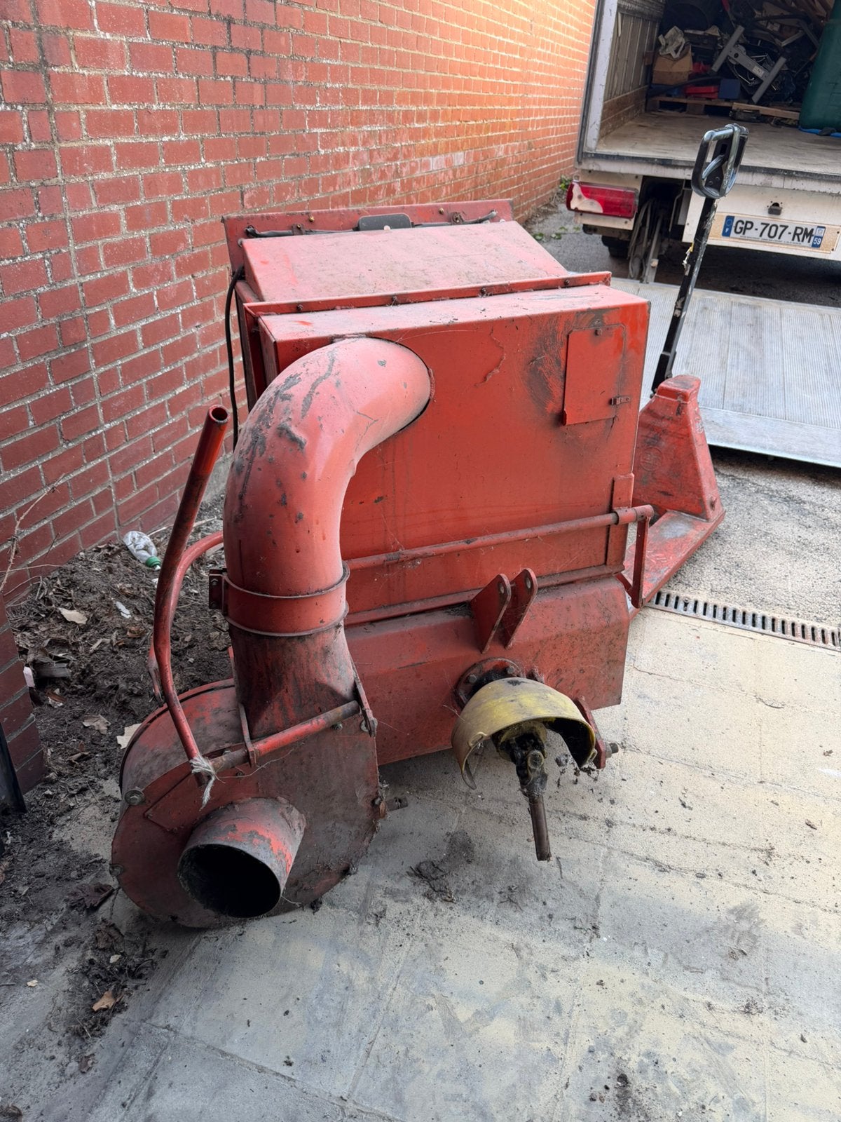2 aspirateur de feuilles kubota pour tracteur, Ophalen, Weidebouw